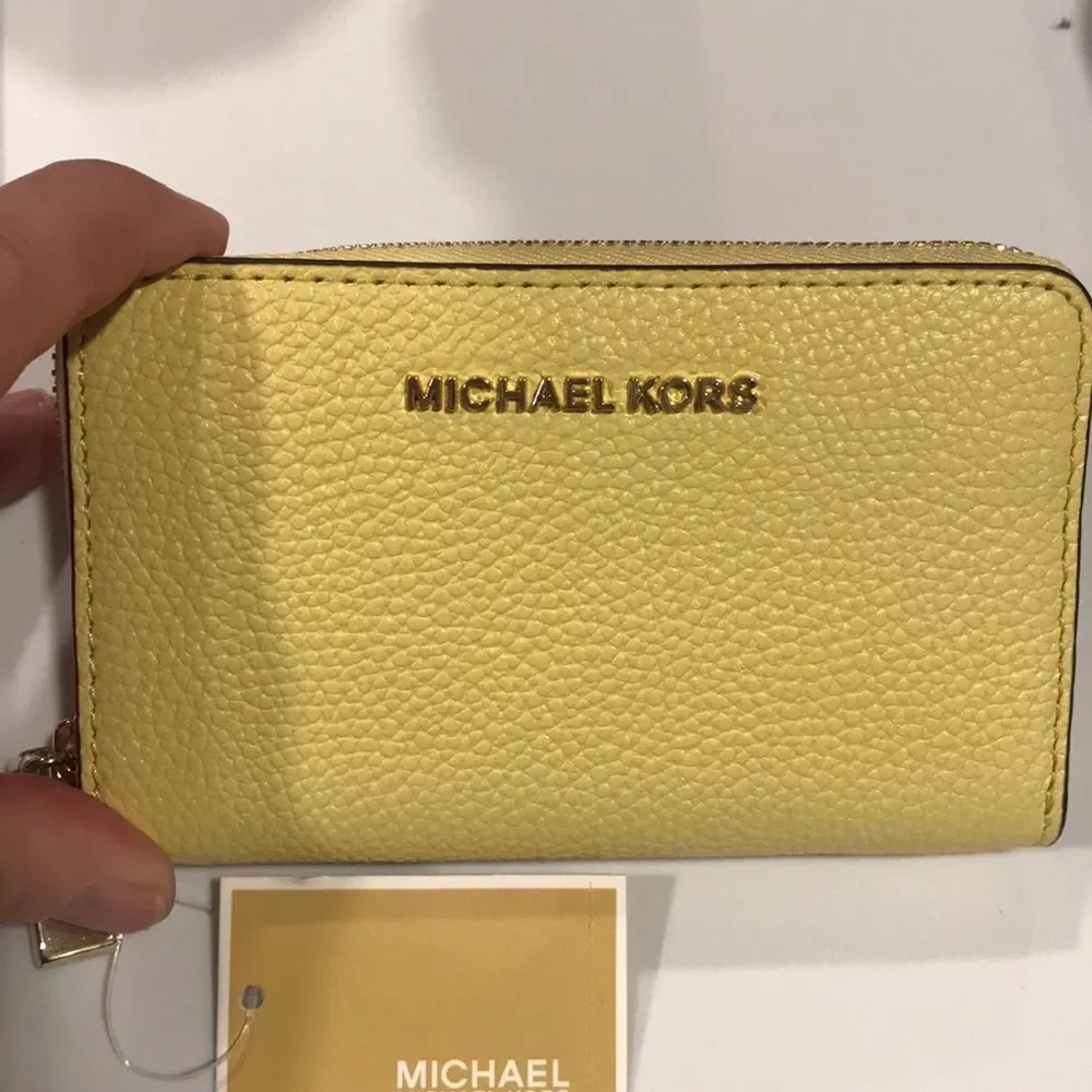 NWT Michael Kors card case